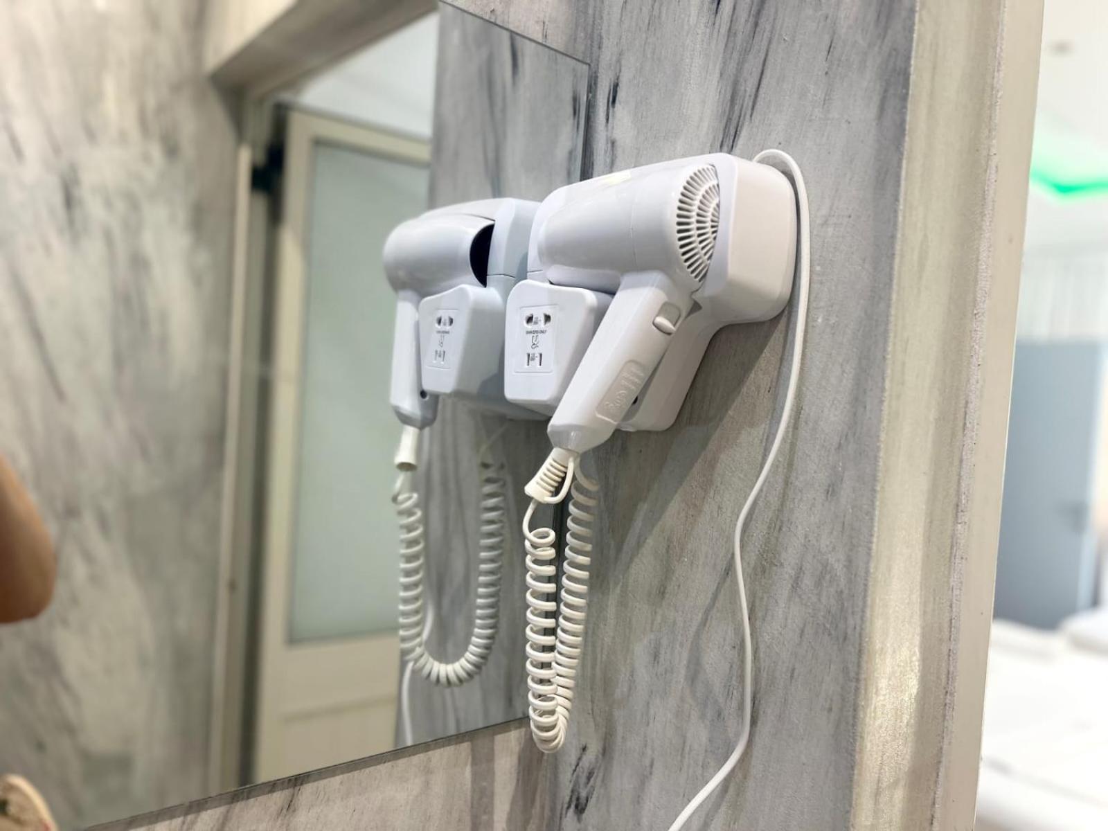Square 3* Tirana
